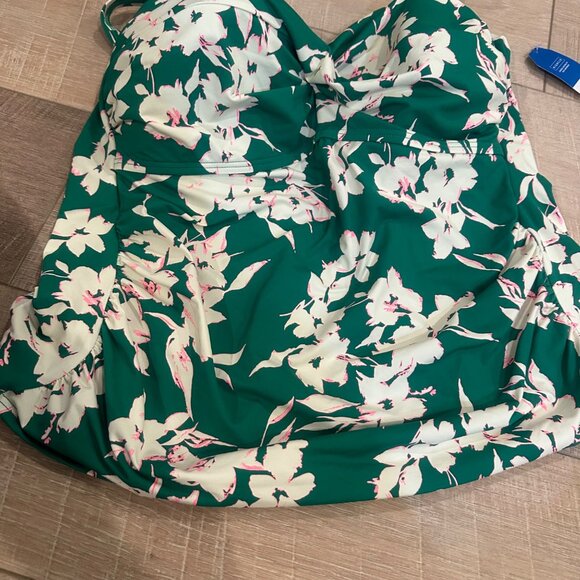 LANDS END WOMENS VIBRANT GREEN FLORAL TANKINI SWIM TOP 20W NEW - Picture 2 of 8